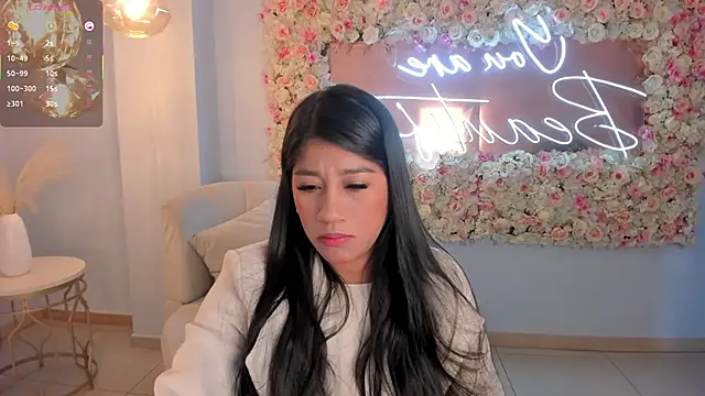 Snapshot of JessicaWilliams1 chatting on October 19, 2025, 8:48 am JessicaWilliams1 online show from October 19, 2025, 8:48 am