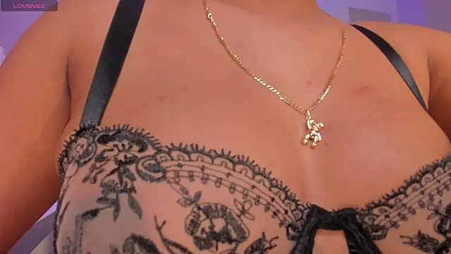 Snapshot of JessicaWilliams1 chatting on November 16, 2025, 9:48 am JessicaWilliams1 online show from November 16, 2025, 9:48 am