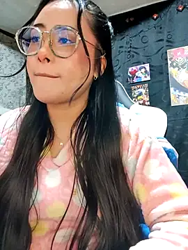 Snapshot of Janna_mnt chatting on March 18, 2025, 3:31 am Janna mnt online show from March 18, 2025, 3:31 am