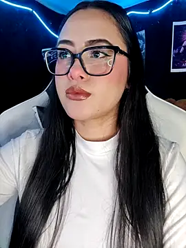 Snapshot of Janna_mnt chatting on October 10, 2025, 2:54 am Janna mnt online show from October 10, 2025, 2:54 am