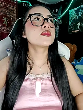 Janna mnt online show from December 23, 2025, 4:32 am