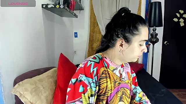 SARAMISHA online show from October 17, 2025, 5:15 pm