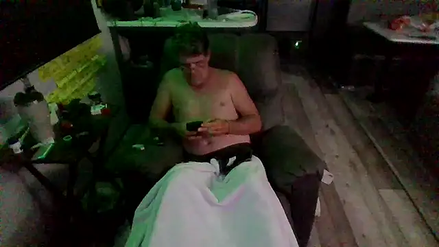 lateniter online show from September 14, 2025, 5:28 am