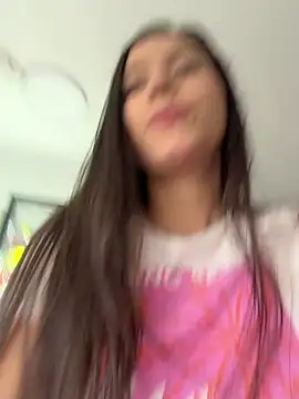 LittleDoll    online show from March 7, 2026, 12:35 pm