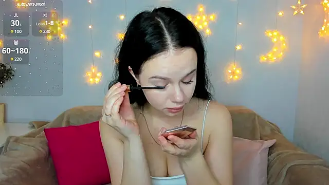 Snapshot of Lori__Hell chatting on January 18, 2025, 2:58 am Lori Hell online show from January 18, 2025, 2:58 am