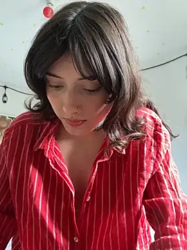 LiliJones  online show from February 17, 2026, 3:40 pm