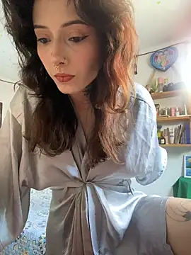 LiliJones  online show from February 26, 2026, 4:50 pm