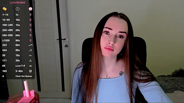 Kimmberr online show from October 14, 2025, 4:35 am