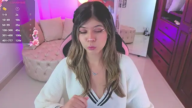 NATAASHA    online show from November 17, 2025, 3:12 am