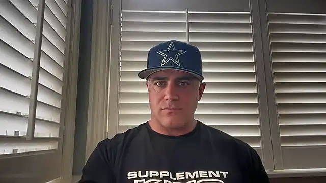 Snapshot of Bad_daddy21 chatting on November 3, 2025, 6:53 pm Bad daddy21 online show from November 3, 2025, 6:53 pm