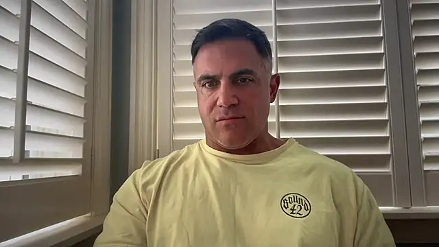 Snapshot of Bad_daddy21 chatting on November 13, 2025, 7:13 pm Bad daddy21 online show from November 13, 2025, 7:13 pm