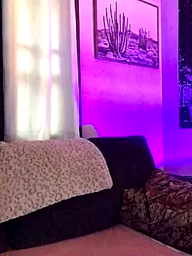 Snapshot of SidneyRaee chatting on September 23, 2025, 1:58 pm SidneyRaee online show from September 23, 2025, 1:58 pm