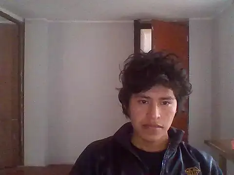 Snapshot of MauroALEXIS chatting on November 16, 2025, 12:11 pm MauroALEXIS online show from November 16, 2025, 12:11 pm