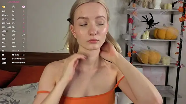 IdaValenti online show from November 9, 2025, 11:14 pm