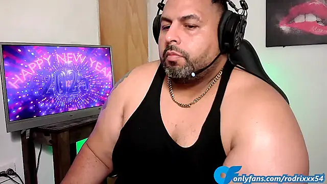 rodrix54 online show from January 1, 2025, 11:07 pm