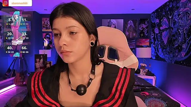 LanaKyutt online show from October 11, 2025, 1:31 pm