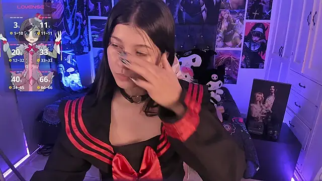 LanaKyutt online show from April 4, 2026, 7:22 pm