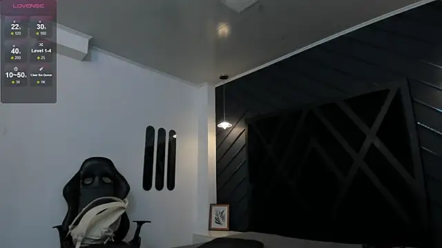 Snapshot of Apolo_Bianco_ chatting on September 30, 2025, 11:10 pm Apolo Bianco online show from September 30, 2025, 11:10 pm