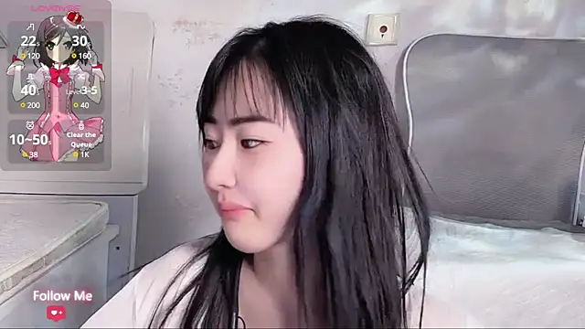 qiqi-- online show from December 21, 2024, 8:28 am