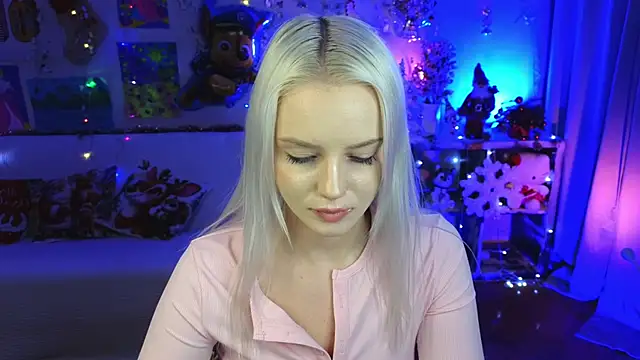 Snapshot of ImBonBon chatting on January 3, 2025, 12:33 am ImBonBon online show from January 3, 2025, 12:33 am