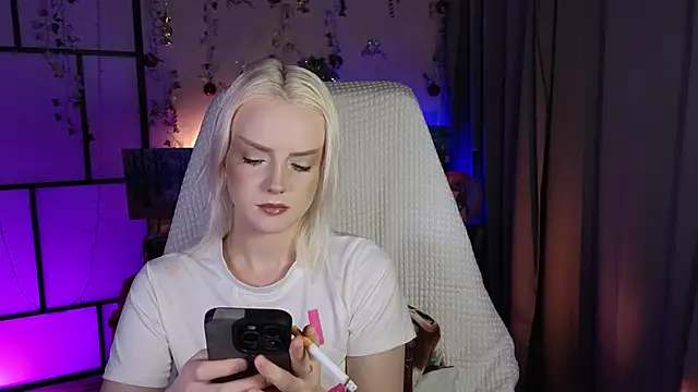 ImBonBon online show from April 12, 2026, 12:15 am