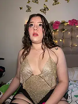 Jullieetta online show from February 26, 2026, 12:48 pm