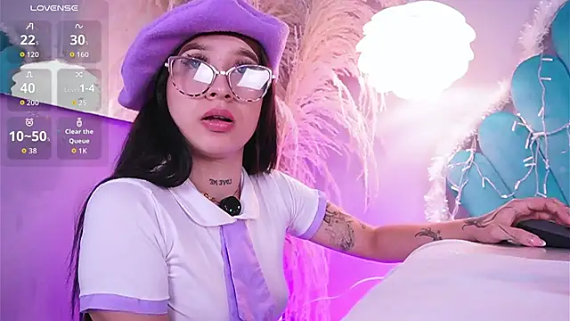 EriKlein online show from December 19, 2025, 9:33 pm