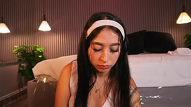 EriKlein online show from April 8, 2026, 7:25 pm