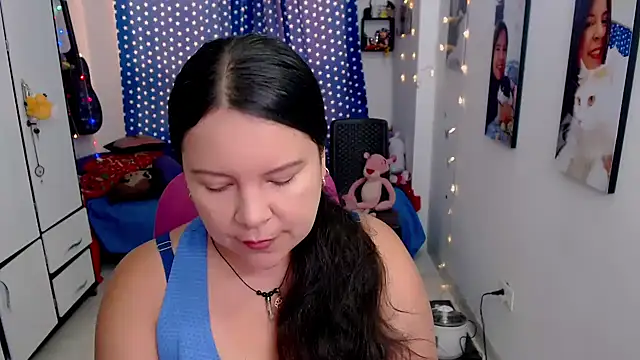 Snapshot of claryssa_ chatting on November 24, 2025, 9:03 pm claryssa online show from November 24, 2025, 9:03 pm