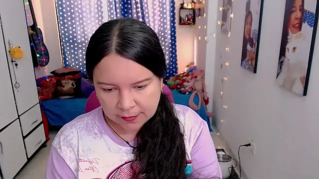 Snapshot of claryssa_ chatting on November 29, 2025, 7:28 pm claryssa online show from November 29, 2025, 7:28 pm