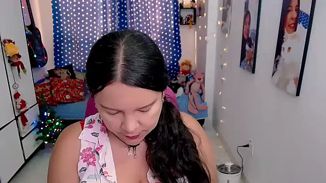 Snapshot of claryssa_ chatting on December 13, 2025, 9:09 pm claryssa online show from December 13, 2025, 9:09 pm