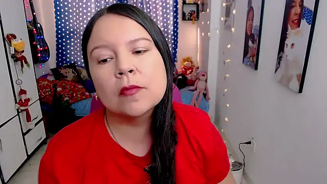 Snapshot of claryssa_ chatting on December 20, 2025, 9:00 pm claryssa online show from December 20, 2025, 9:00 pm