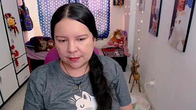 Snapshot of claryssa_ chatting on February 24, 2026, 6:06 pm claryssa online show from February 24, 2026, 6:06 pm