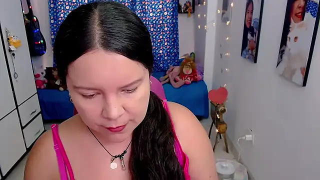 Snapshot of claryssa_ chatting on March 3, 2026, 8:26 pm claryssa online show from March 3, 2026, 8:26 pm