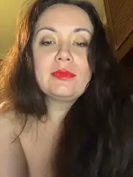 Snapshot of SweetLera chatting on November 9, 2025, 6:01 am SweetLera online show from November 9, 2025, 6:01 am