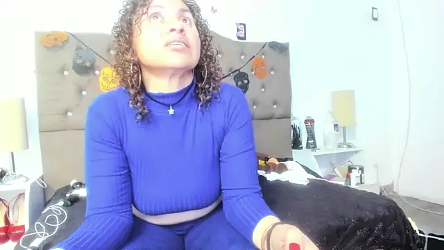 Snapshot of SheraHadee chatting on November 3, 2025, 10:42 pm SheraHadee online show from November 3, 2025, 10:42 pm