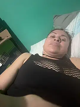 Snapshot of SheraHadee chatting on November 8, 2025, 1:06 am SheraHadee online show from November 8, 2025, 1:06 am