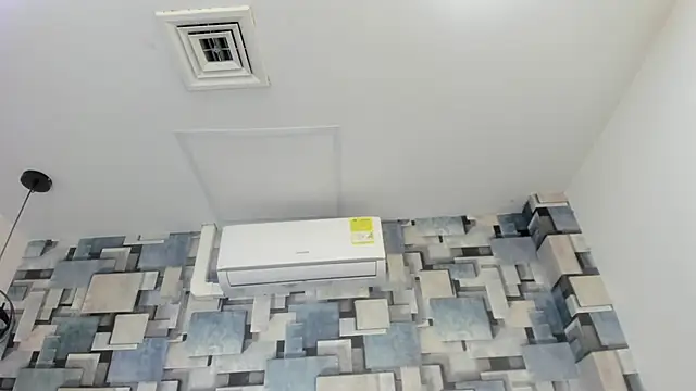 angel dthroatt online show from February 17, 2026, 11:40 am