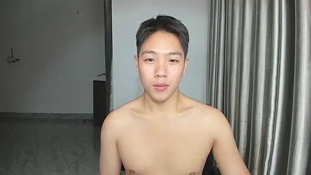 Snapshot of Oliver_Nl chatting on December 4, 2024, 3:43 pm Oliver Nl online show from December 4, 2024, 3:43 pm