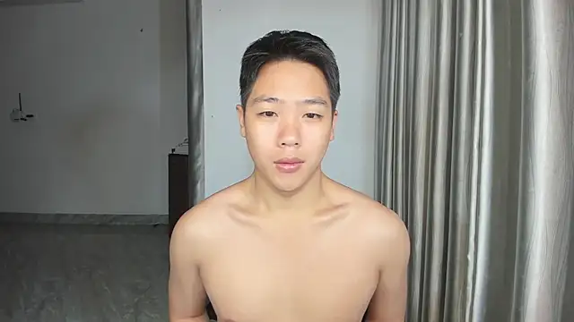 Snapshot of Oliver_Nl chatting on January 18, 2025, 3:42 am Oliver Nl online show from January 18, 2025, 3:42 am