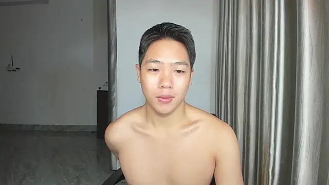 Snapshot of Oliver_Nl chatting on January 21, 2025, 3:15 am Oliver Nl online show from January 21, 2025, 3:15 am