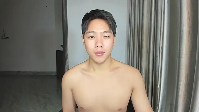 Snapshot of Oliver_Nl chatting on February 22, 2025, 3:25 pm Oliver Nl online show from February 22, 2025, 3:25 pm