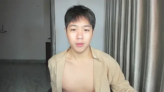 Snapshot of Oliver_Nl chatting on February 24, 2025, 4:16 am Oliver Nl online show from February 24, 2025, 4:16 am