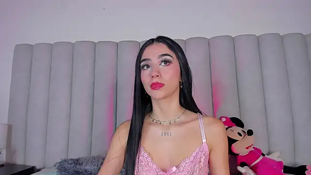 Snapshot of CristalCornner_ chatting on February 8, 2025, 7:27 pm CristalCornner online show from February 8, 2025, 7:27 pm
