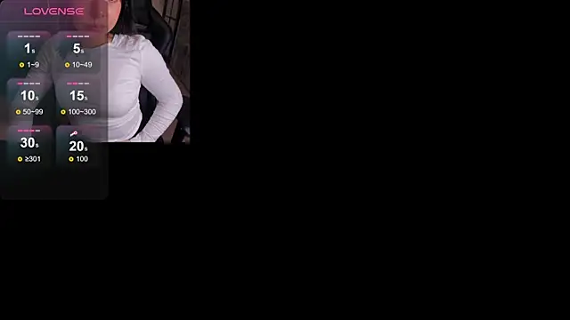 NicolRoss  online show from November 2, 2025, 2:19 pm