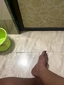 Snapshot of hitlar1026 chatting on January 10, 2026, 8:43 pm hitlar1026 online show from January 10, 2026, 8:43 pm