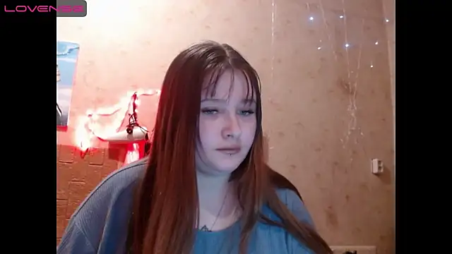 Snapshot of Light_Luna chatting on December 16, 2024, 12:27 pm Light Luna online show from December 16, 2024, 12:27 pm