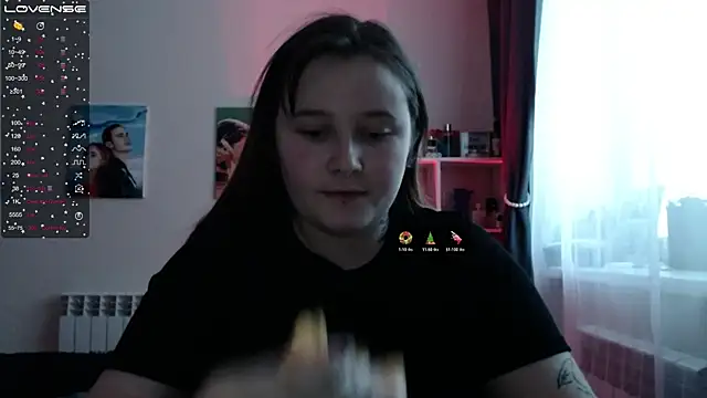 Snapshot of Light_Luna chatting on February 10, 2025, 11:15 am Light Luna online show from February 10, 2025, 11:15 am