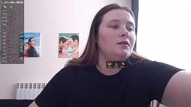 Snapshot of Light_Luna chatting on March 1, 2025, 5:09 am Light Luna online show from March 1, 2025, 5:09 am