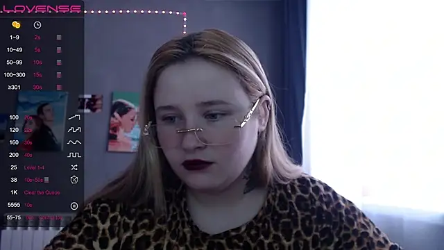 Light Luna online show from November 21, 2025, 8:13 am